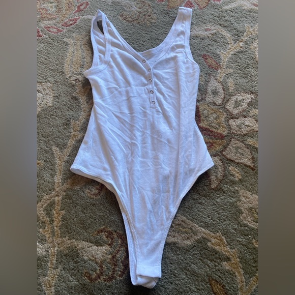 Body Suits - Picture 3 of 5